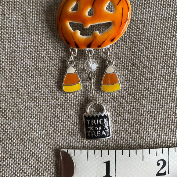 Halloween Pumpkin and Dangling Candy Corn Pin - Picture 4 of 4